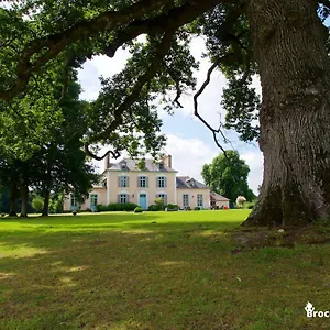 Chateau Du Pin - Teritoria 2*, Iffendic Frankrijk